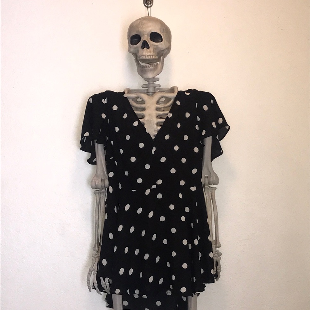 Torrid polka dot top size 00